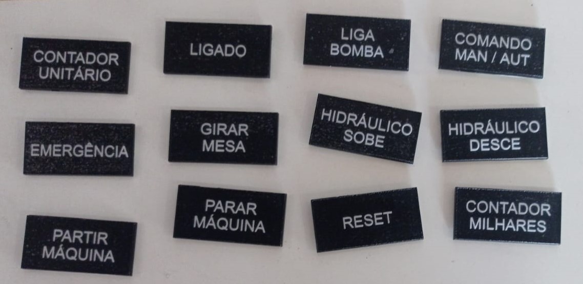 Etiquetas de identificação para quadro de comando painel elétrico